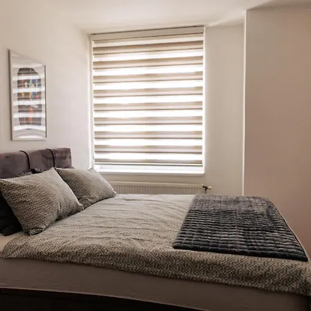 شقة Wellnest Self Check-in & Parking I Moderan, Miran Radni Kutak