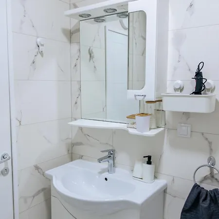 شقة Wellnest Self Check-in & Parking I Moderan, Miran Radni Kutak *