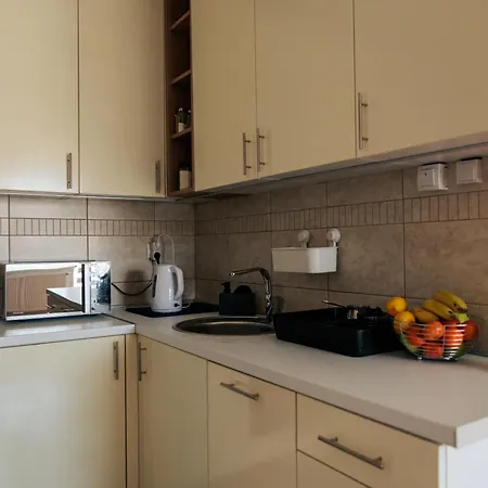 Wellnest Self Check-in & Parking I Moderan, Miran Radni Kutak *