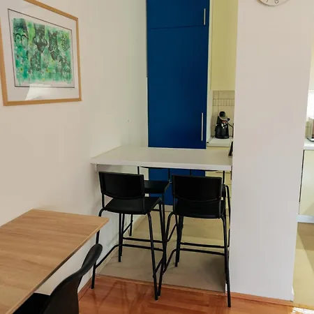 Wellnest Self Check-in & Parking I Moderan, Miran Radni Kutak شقة *