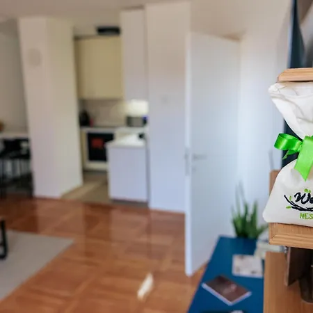 Wellnest Self Check-in & Parking I Moderan, Miran Radni Kutak شقة Ni