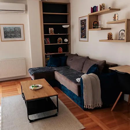 Wellnest Self Check-in & Parking I Moderan, Miran Radni Kutak